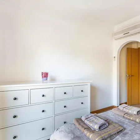 Solmar Garden View, Ac, Wifi, Pool * Olhos de Αgua