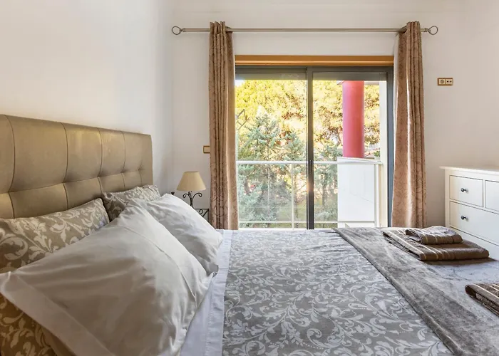 Solmar Garden View, Ac, Wifi, Pool Olhos de Agua (Albufeira)